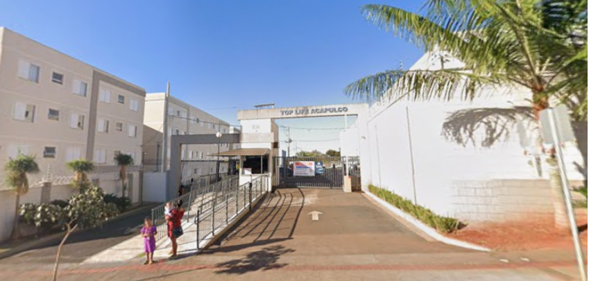 Condomínio médio — áreas comuns e canteiros